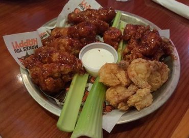Hooters